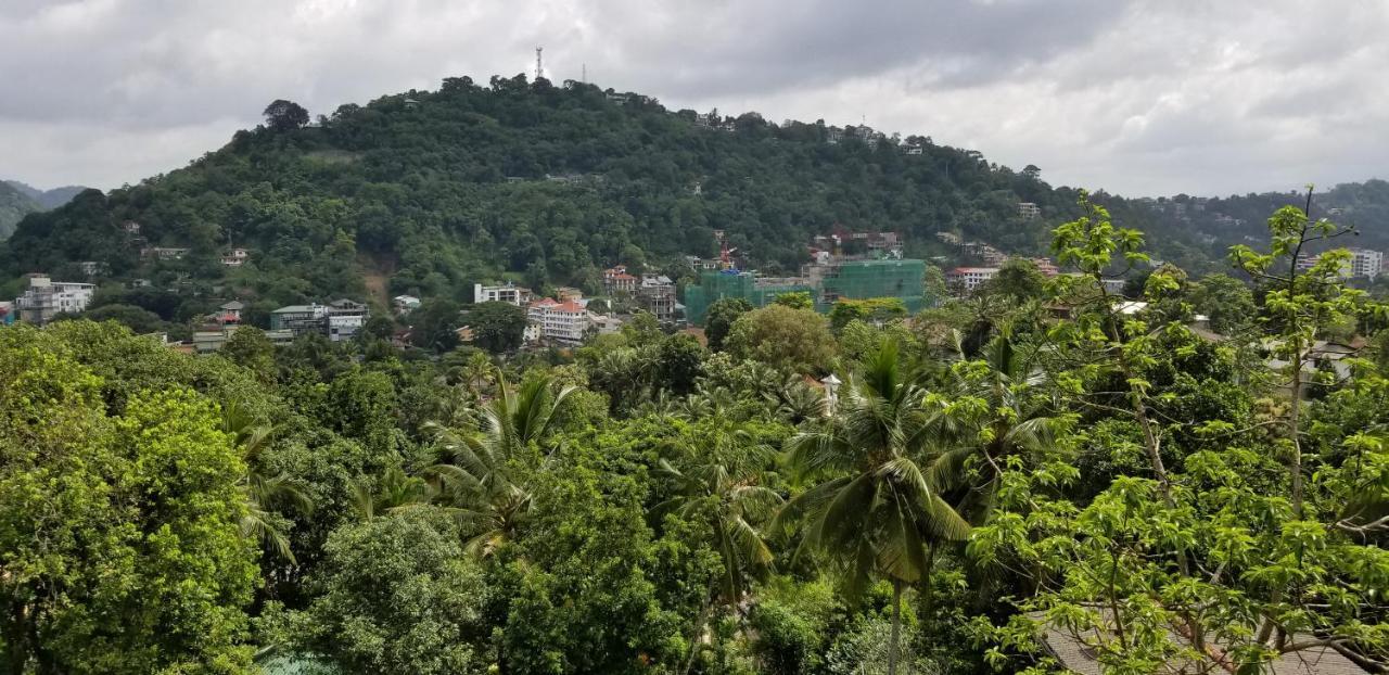 Che'S Villa Kandy Buitenkant foto